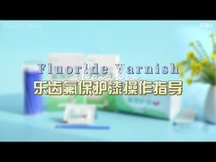 Le CE a passé le vernis dentaire de fluorure avec le sodium de 5% pour le dentiste